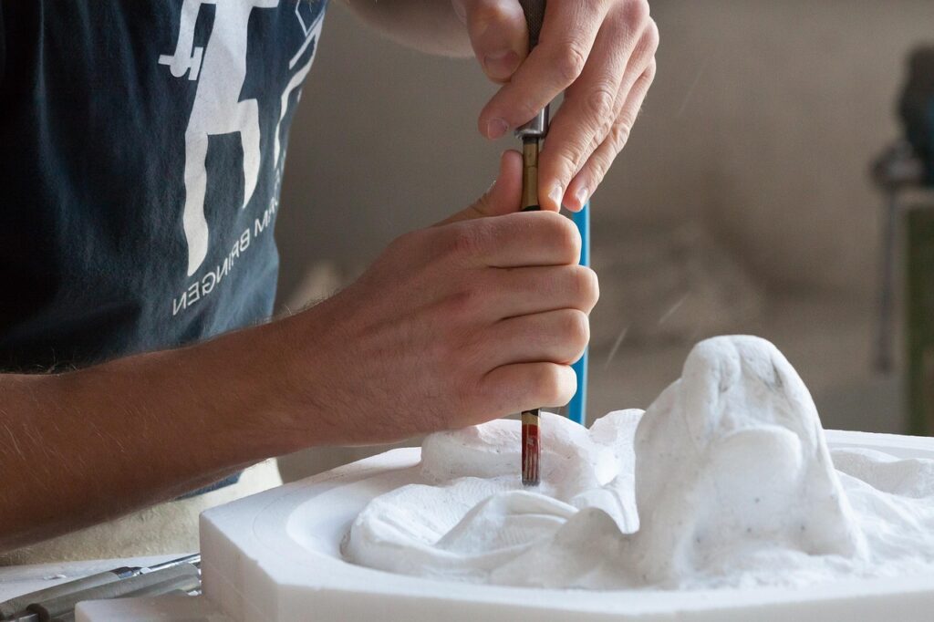 g14207e5b3fbc49feffc6a0d0e4a7ddab01d411bdcd5b71defbca219b90ec0fcca91162c0d4f62bc472a72e473cc48e4b96632ceda1492ddda9c3157bcf3ee712_1280-1791944 sculptor, steinmetz, handicrafts, marble, nature, fish, editing, jackhammer, cuturi, artist, atelier, sculptor, sculptor, sculptor, sculptor, sculptor